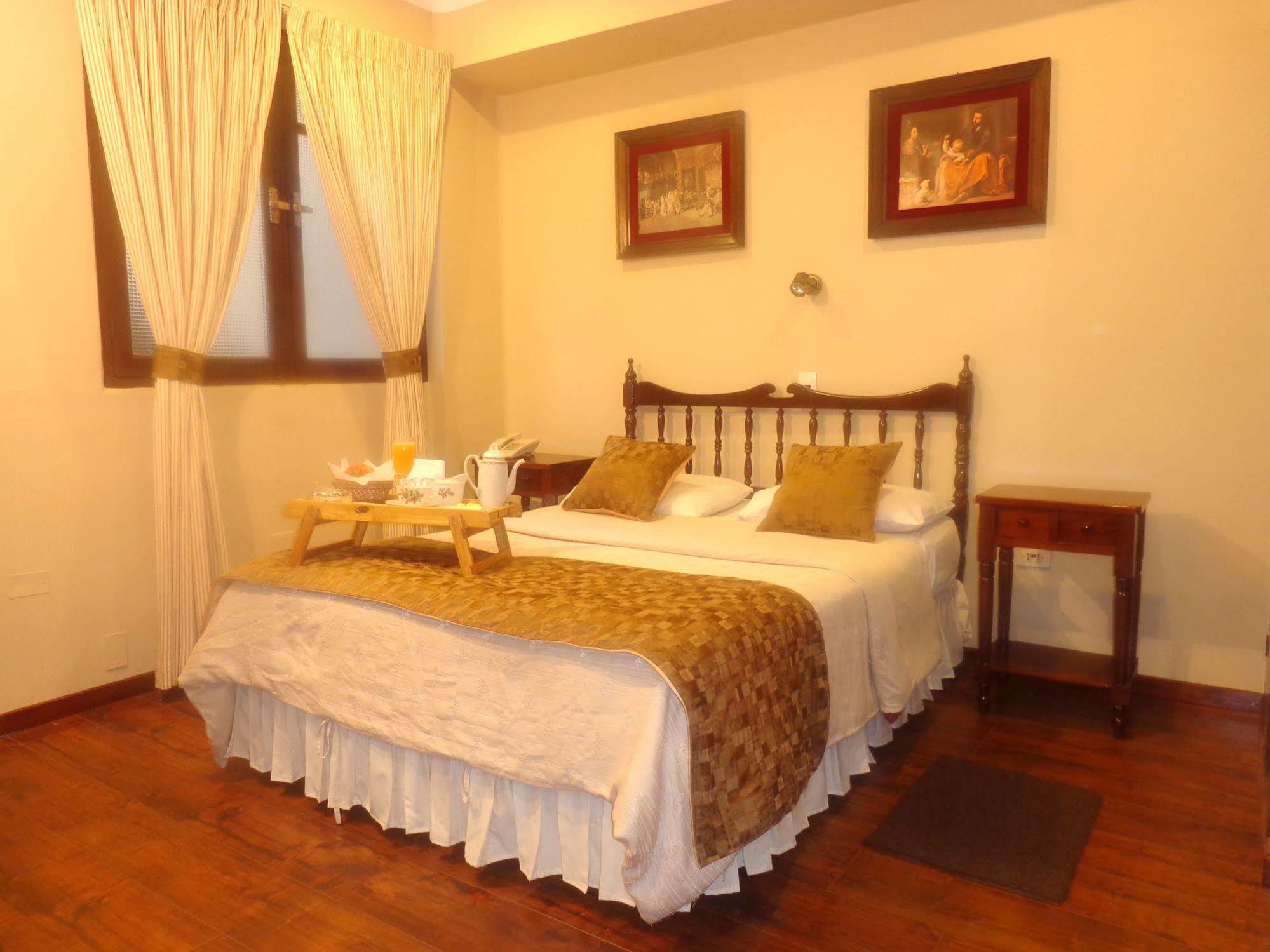 Hotel Boutique Colonial Сукре Экстерьер фото