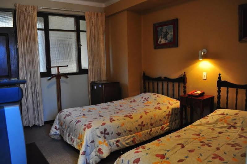Hotel Boutique Colonial Сукре Экстерьер фото